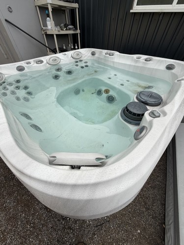 Jacuzzi j465 hot tub steps - hot,